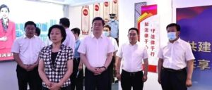 省法治政府示范创建调研组来我区调研-爱山亭网