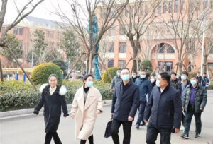 省星级食堂复核检查组莅临检查指导，副区长戴娟陪同-爱山亭网