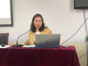 激发内驱力，点燃竞学季――枣庄十八中召开德育科研经验交流会-爱山亭网