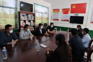 枣庄十八中扎实开展“机关接地气 干部走基层”活动-爱山亭网