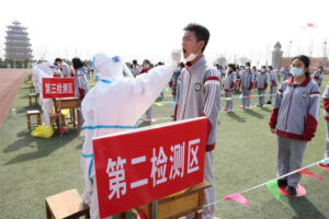 高效！有序！枣庄十八中５000多名在校师生员工完成核酸检测！-爱山亭网