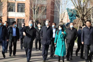 省市场监管局田治颖一行莅临枣庄翔宇中学调研指导-爱山亭网