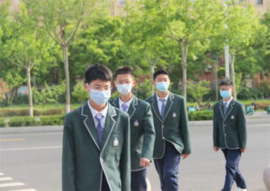 ​疫情防控演练：防疫无小事，师生携手筑长城-爱山亭网