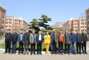 枣庄翔宇:济宁市任城区教育同仁莅临我校参观交流-爱山亭网