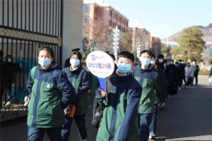 枣庄翔宇：站好护学岗，筑牢安全墙-爱山亭网