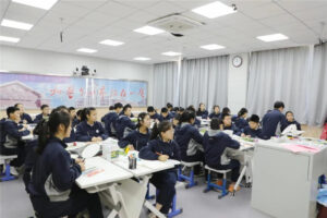 枣庄翔宇:市美术“备教学评一致性”研讨活动在我校举行-爱山亭网