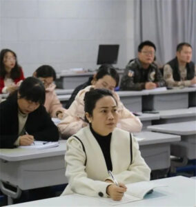 领航示范:率马以骥 引航千里-爱山亭网