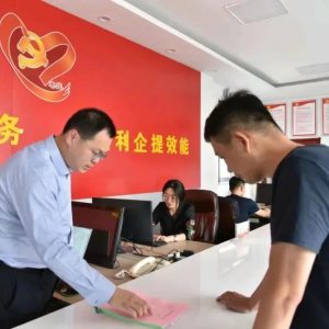 “政策宣讲员”“信息搜集员”“发展服务员”……党建指导员为开发区企业注入“红色动能”-爱山亭网