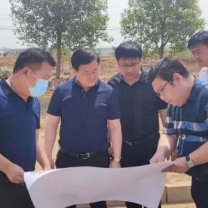 山亭经济开发区召开重点项目现场推进会议-爱山亭网