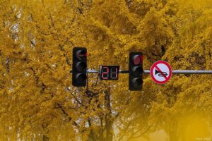 2022年新国标红绿灯来了！一不小心就是扣6分罚款200元，必须要看懂-爱山亭网