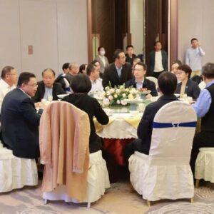 我区为全市来山亭疗休养劳模举行欢迎晚宴-爱山亭网