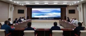 高斯智能汽车客商来我区考察-爱山亭网