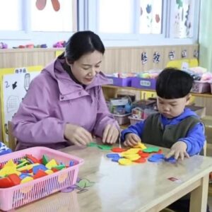 “疫”别重逢  初冬相见——我区中小学、幼儿园迎来复学季-爱山亭网