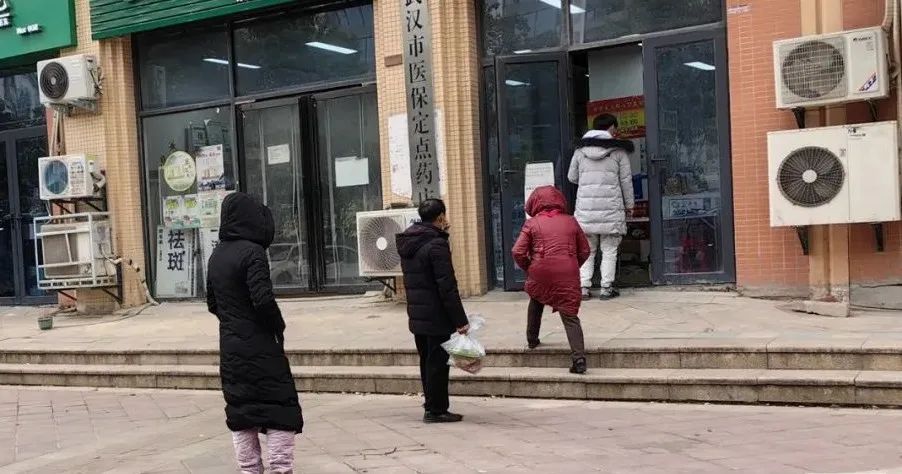 图片[3]-刚到的退烧药就剪开了，药店老板这个举动出人意料-爱山亭网