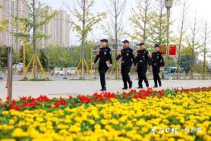 中秋我在岗 平安与你相伴-爱山亭网