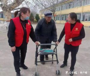 弘扬雷锋精神 新阶层在行动-爱山亭网