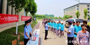 禁毒宣传进校园 青春无毒健康行-爱山亭网