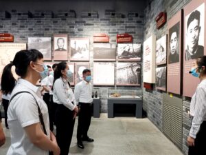 传承红色基因 汲取攻坚力量-爱山亭网