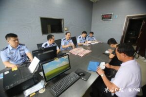 民警助力25名务工人员顺利结清55余万元薪资-爱山亭网