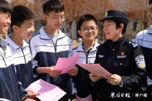 为群众办实事｜滕州市“集中办证周”启动-爱山亭网