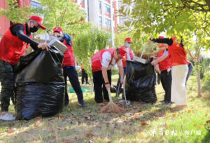 创城闪耀“志愿红”-爱山亭网