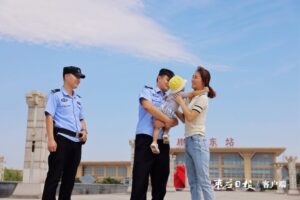 中国红 齐鲁行|国庆我在岗 全力护民安-爱山亭网