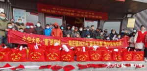 陶庄镇团委倾情关爱留守儿童-爱山亭网