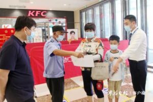 滕州：督导“三码”查验工作-爱山亭网