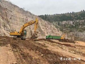 治理破损山体 改善生态环境-爱山亭网