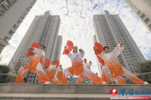 太极拳志愿服务进社区-爱山亭网