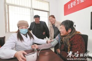 义诊送健康 情暖村民心-爱山亭网