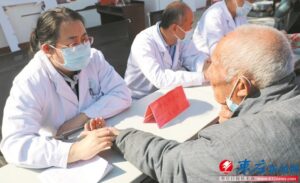 我为群众办实事 医疗服务送下乡-爱山亭网