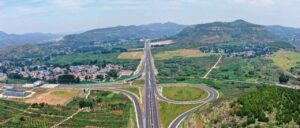 【翼云微评】击鼓催征图新志 奋楫扬帆正当时-爱山亭网