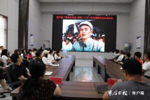 阴平镇开展“青春心向党 喜迎二十大”红色观影活动-爱山亭网