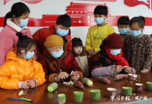 【新春走基层】欢乐闹元宵 老少齐开怀-爱山亭网