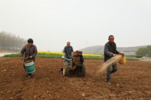 好政策助脱贫群众日子越过越好-爱山亭网