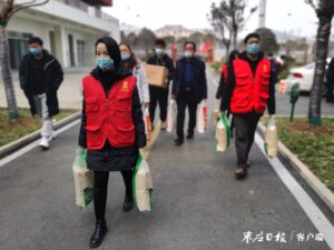 情系特困生 寒冬送温暖-爱山亭网