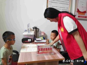 阴平镇留守儿童的暖心课堂开课了-爱山亭网