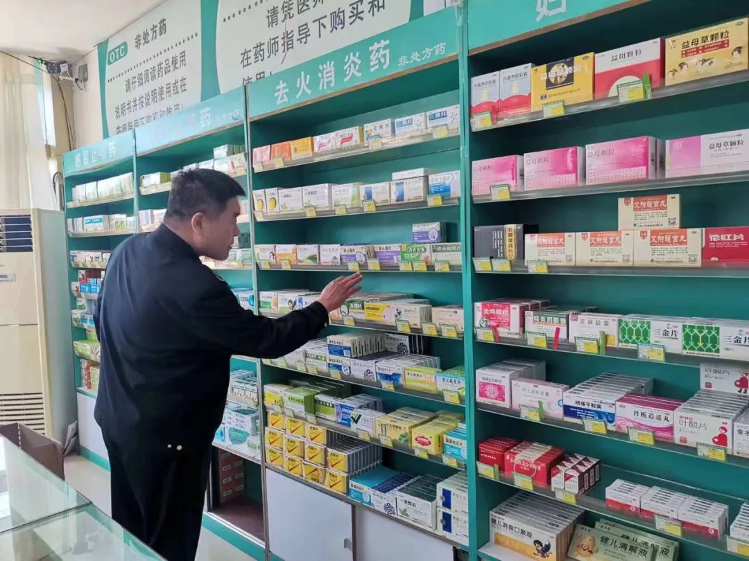 图片[6]-【节日我在岗】执法监管不打烊，全力守护市场秩序-爱山亭网