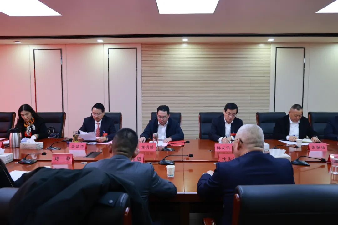 图片[2]-刘洪鹏参加区政协十届三次会议工商联界别组讨论-爱山亭网